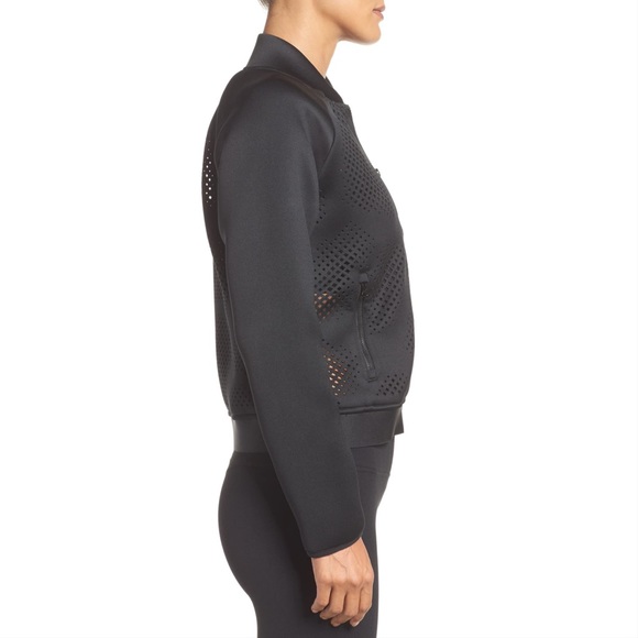 BLACK REEBOK PERFORATED CARDIO BOMBER JACKET - Picture 3 of 3